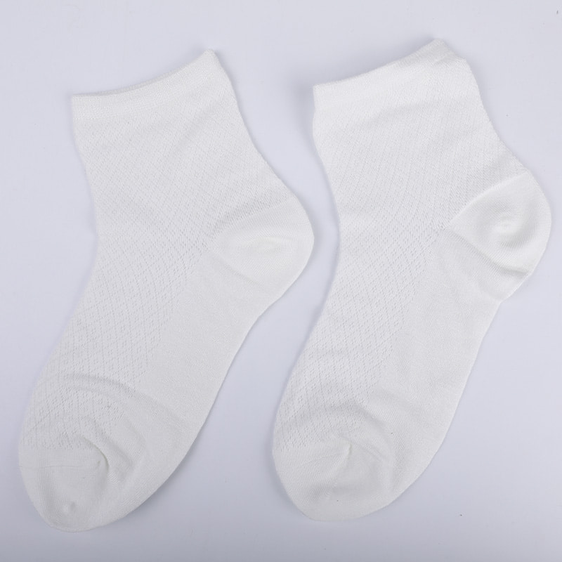 柔らかい竹繊維ナイロンバッグ、薄い小さなダイヤモンドカジュアルな女性の靴下、手縫いの女性の靴下 WSD1689