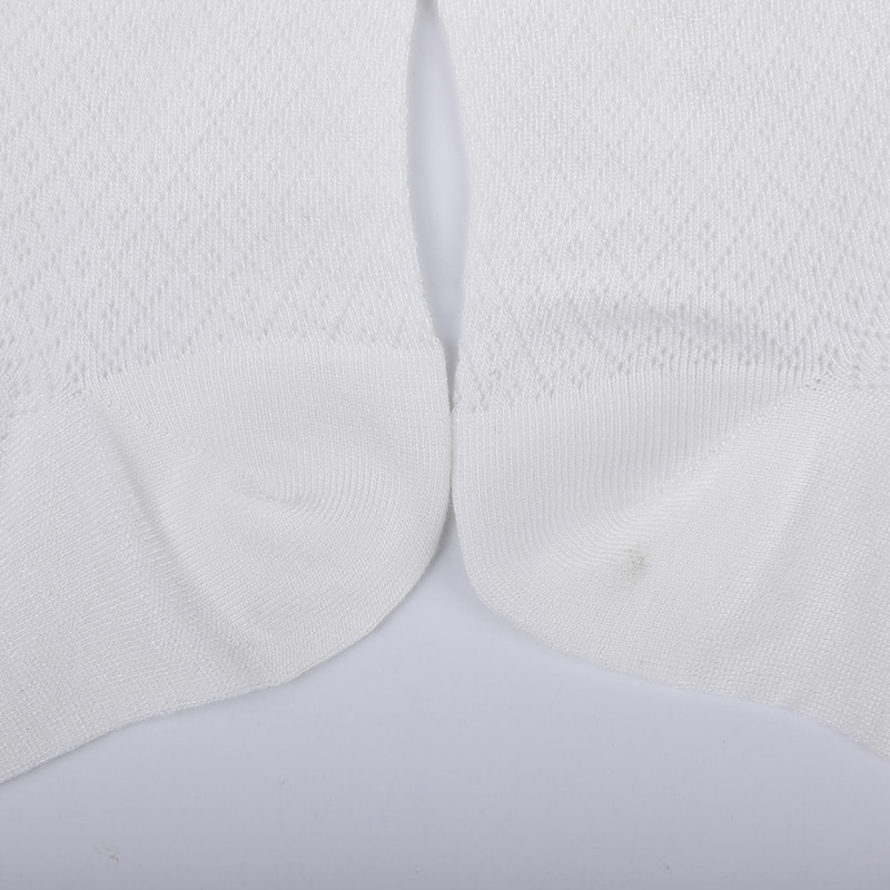 柔らかい竹繊維ナイロンバッグ、薄い小さなダイヤモンドカジュアルな女性の靴下、手縫いの女性の靴下 WSD1689